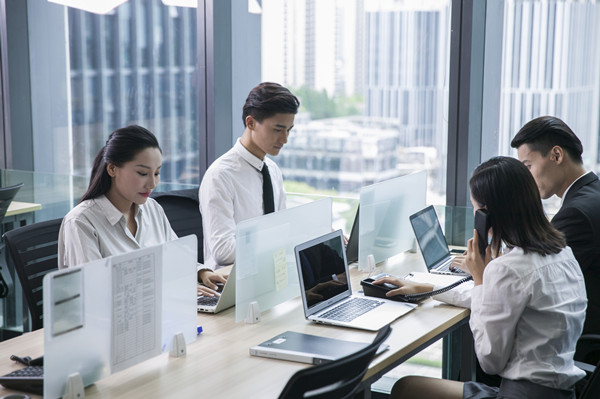 年度經(jīng)營計劃分析：查找潛在問題，提出解決方案