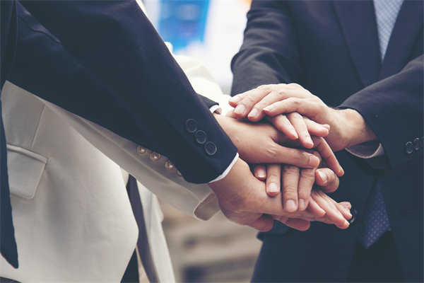 人力資源管理新策略：構(gòu)建人才磁場，推動企業(yè)發(fā)展