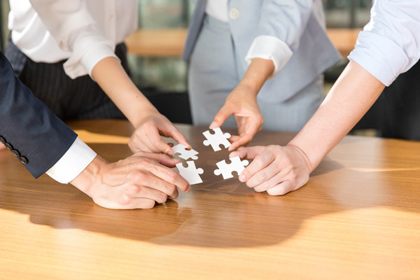 企業(yè)管理精細(xì)化運(yùn)營(yíng)，提升競(jìng)爭(zhēng)力，實(shí)現(xiàn)行業(yè)領(lǐng)先