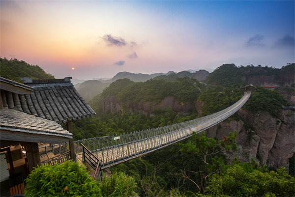 臺(tái)州管理咨詢機(jī)構(gòu)如何助力企業(yè)戰(zhàn)略規(guī)劃落地？