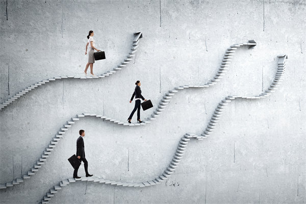 如何平衡員工個人績效與企業(yè)整體目標，實現(xiàn)雙贏？