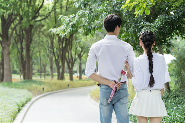 廣東一公司發(fā)錢鼓勵員工談戀愛，品牌營銷怎么看？