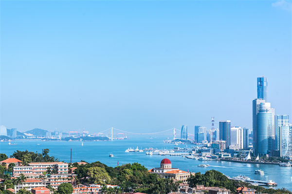 廈門營銷咨詢公司如何為企業(yè)定制精準(zhǔn)營銷策略？