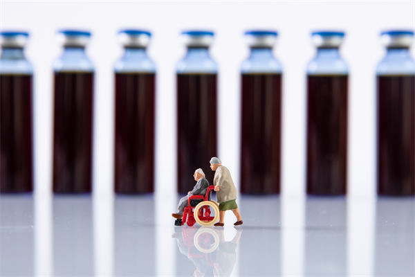 為啥有些老人沉迷購買保健品？對品牌營銷有何啟示？