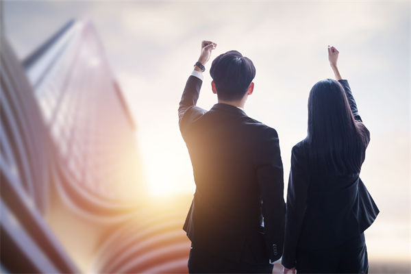 薪酬咨詢分析：公職人員兼職送外賣，紀委回應(yīng)來了