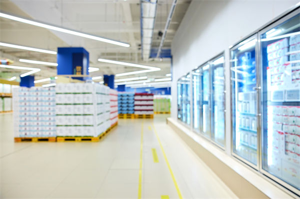 知名超市半年關(guān)了227家店，關(guān)聯(lián)企業(yè)營銷怎么看？